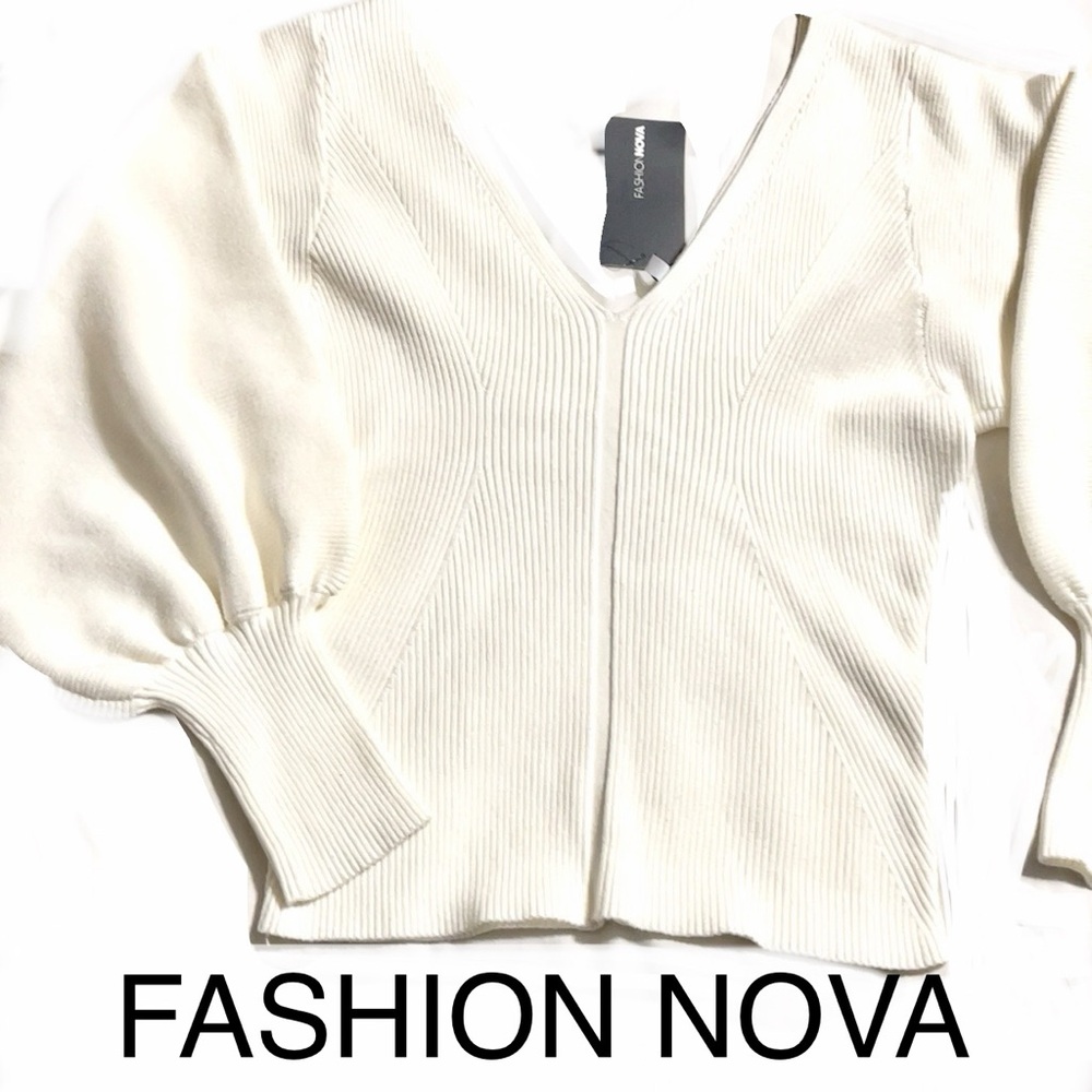 🆕🦋FASHION NOVA DREAM LOVER Deep V-Neck Sweater🦋 - Picture 3 of 14